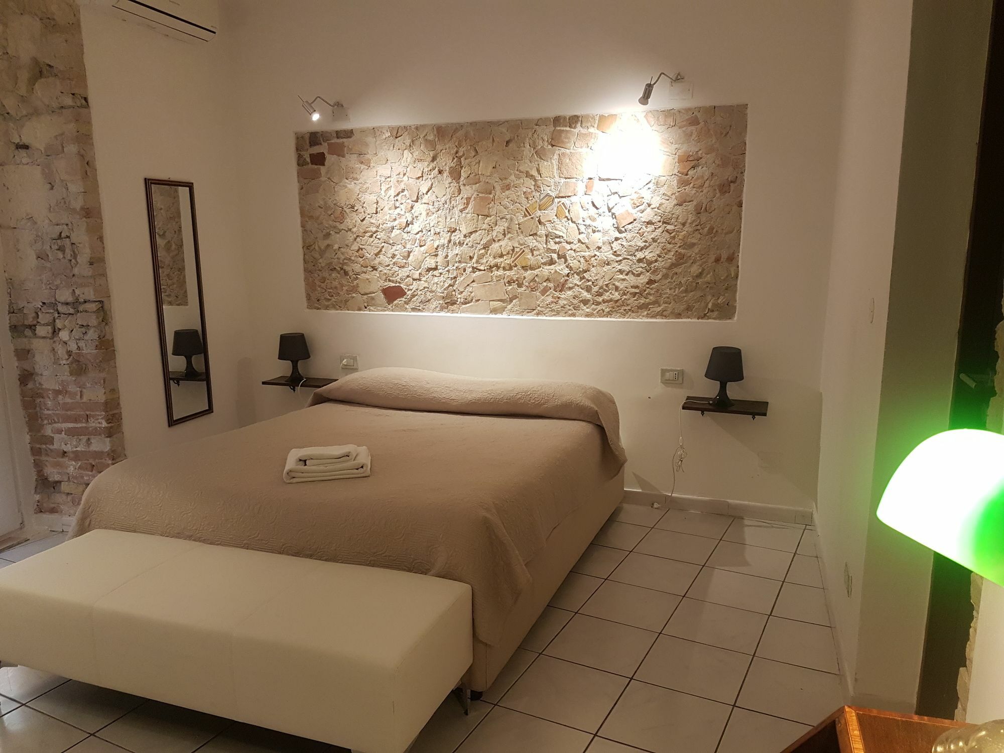 Beni Benius Cagliari Exterior foto